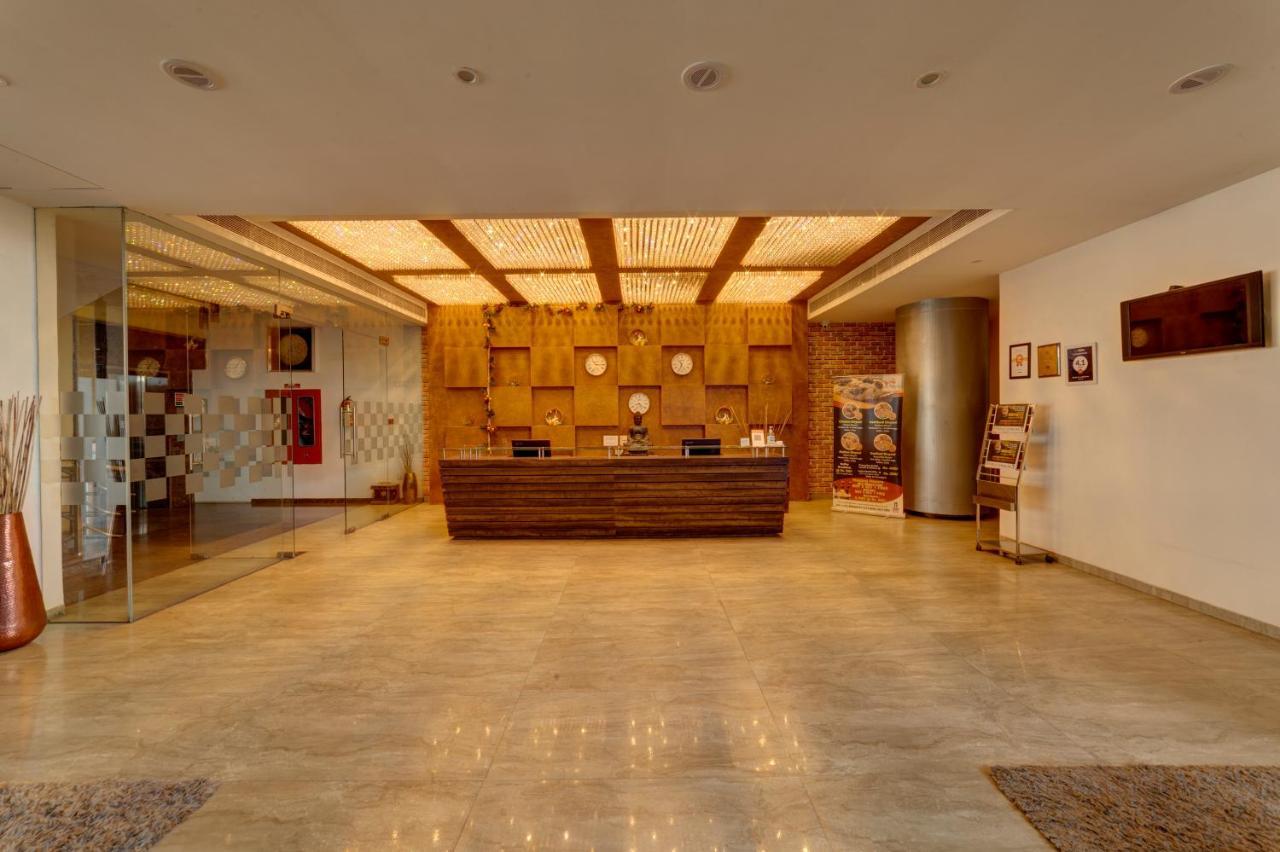 Icon Business Hotel By Bhagini Bangalore Eksteriør bilde