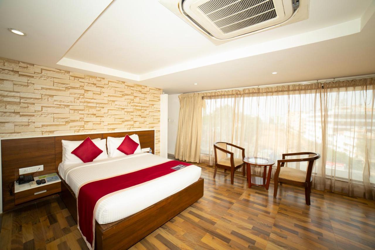Icon Business Hotel By Bhagini Bangalore Eksteriør bilde